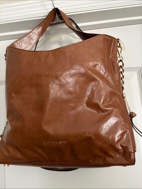 Michael Kors Shoulder Tote. NWT